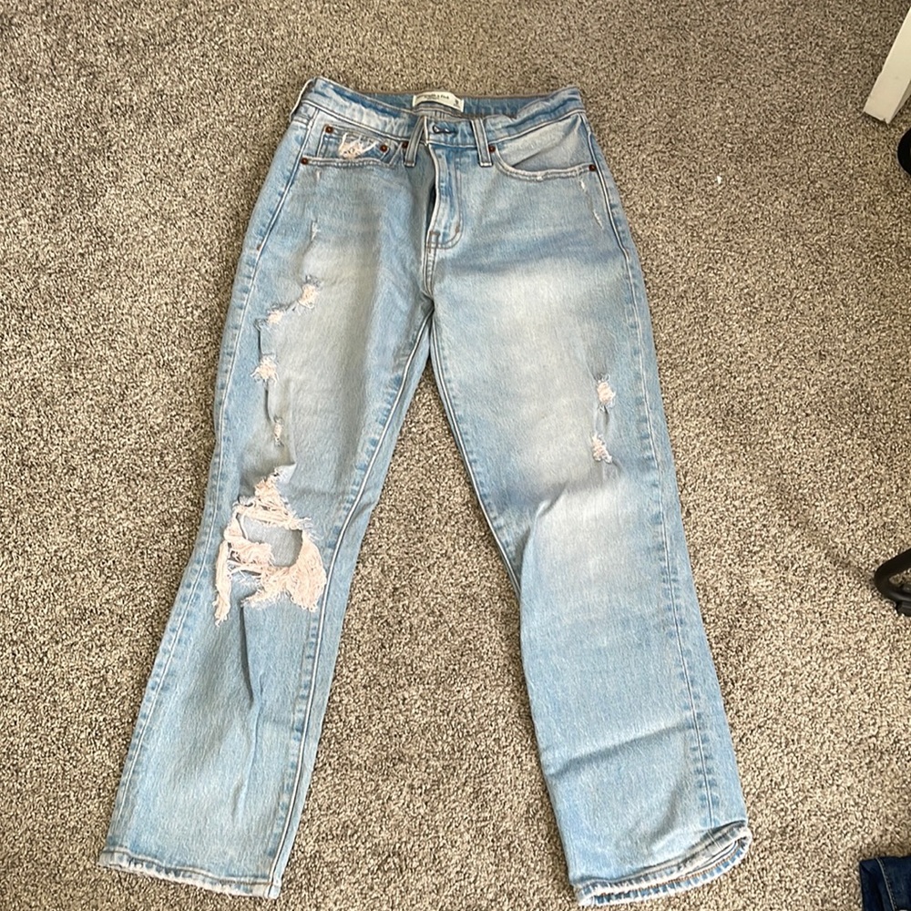 A&F Boyfriend Midrise Jeans
